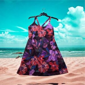 Alaskan Hardgear AKHG Lost Lake Swim Dress Boy Short Sz 18 Purple Red Floral Euc